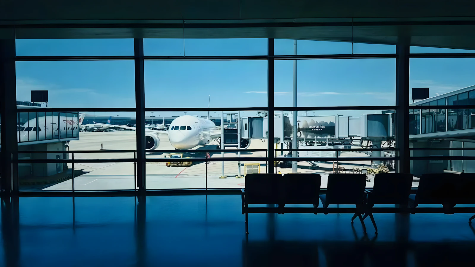 Travel API vs GDS: What Should Power Your Booking Stack in 2026?